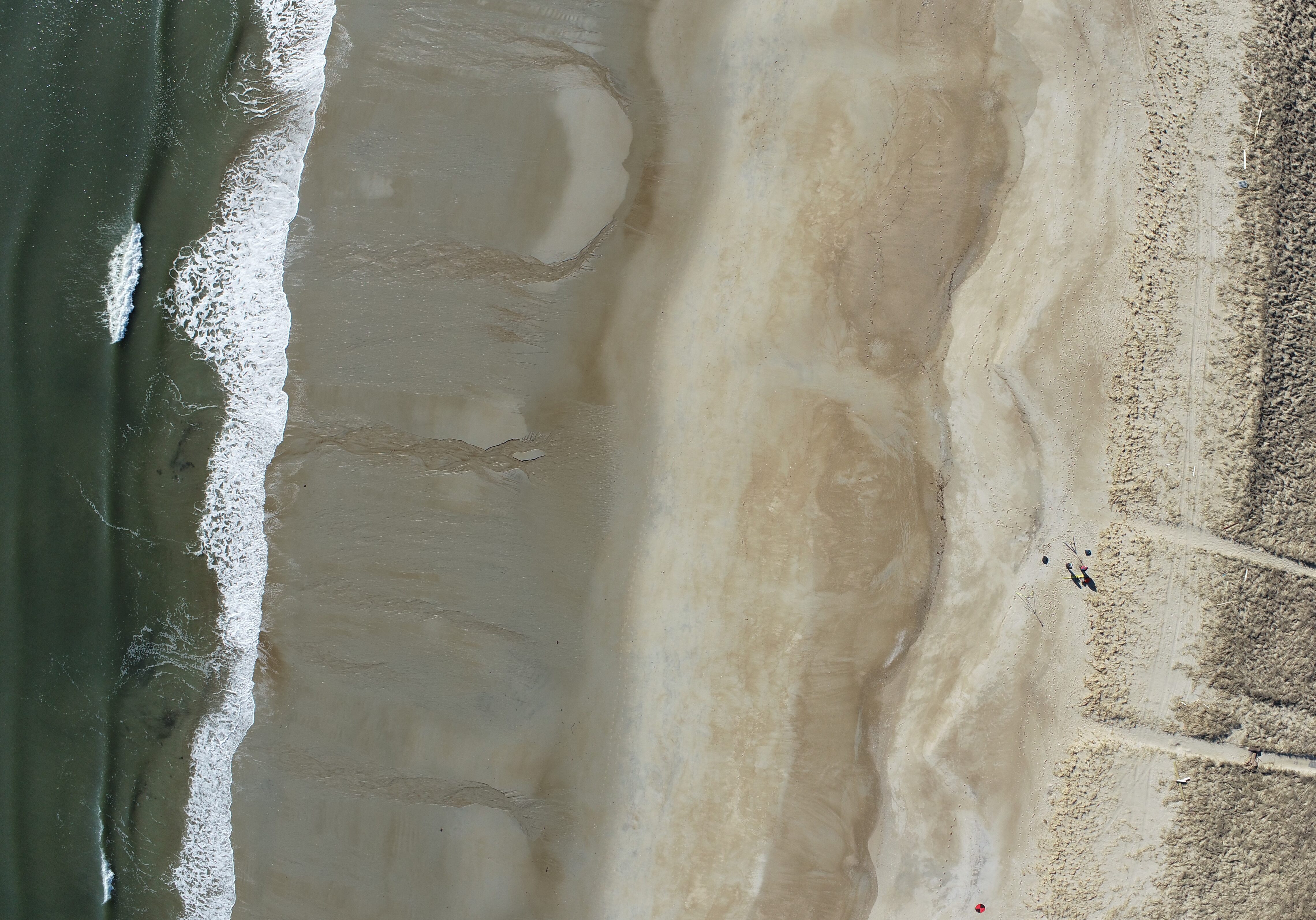 DCIMSURVEY100_0002100_0